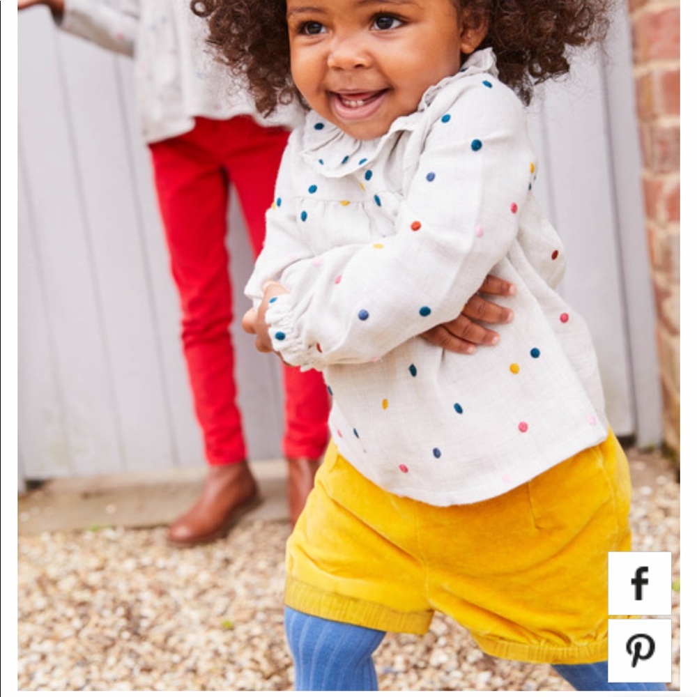 Boden Gold Velvet Shorts Toddler 12-18 Mos